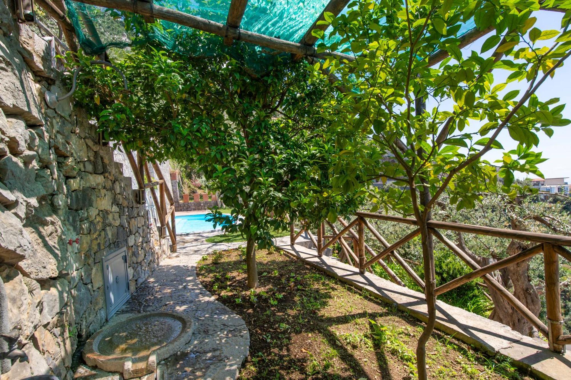 Le Contrade By Sosore Holiday Homes -Amalfi Coast Furore Oda fotoğraf